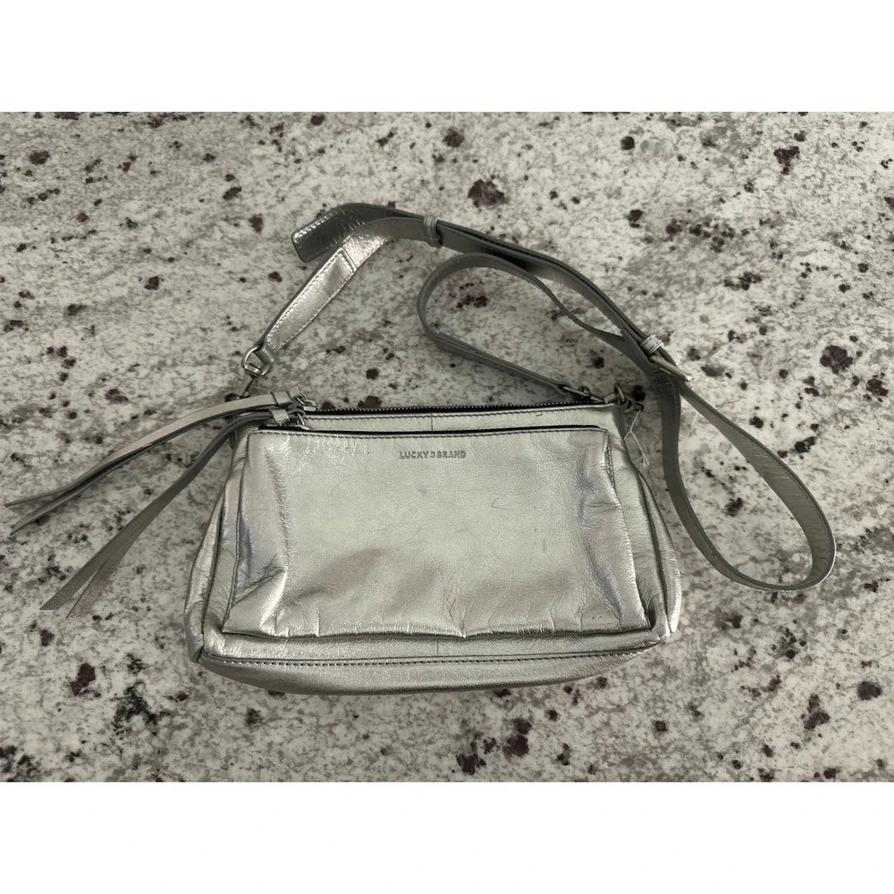 Lucky brand silver leather crossbody bag - Picture 1 of 5